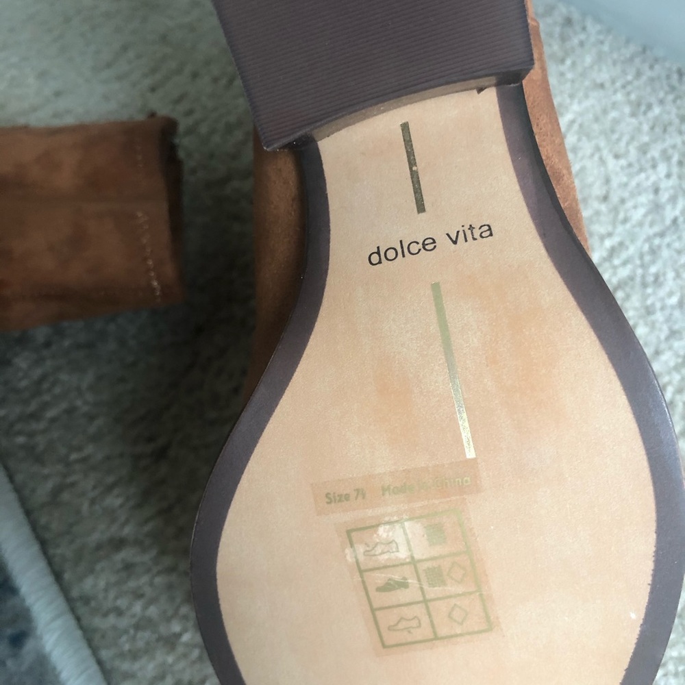 Dolce Vida Western Boots - Picture 3 of 5